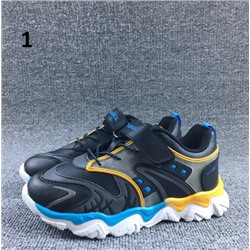 Кроссовки для мальчиков и девочек