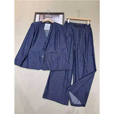 Распродажа костюм  люкс