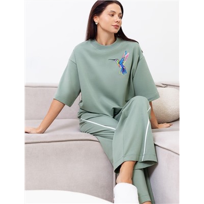 Футболка из тонкого эластичного футера со шнуром внизу