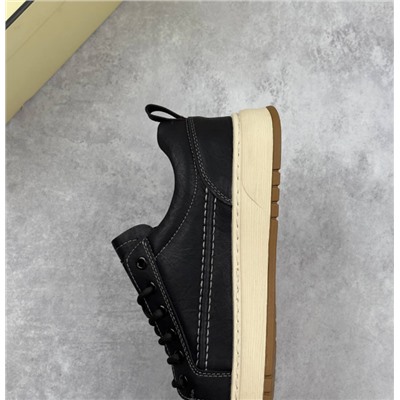 Кроссовки FENDI