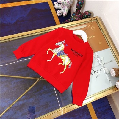 Костюм   на девочку