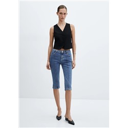 Jeans capri costuras decorativas