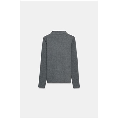 HIGH NECK T-SHIRT WITH BROOCH