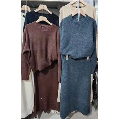 Женские костюм из смесовой шерсти с пайетками МАССИМО Д