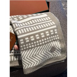 Теплый плед /покрывало из смесовой шерсти   Lor*o Pian*a