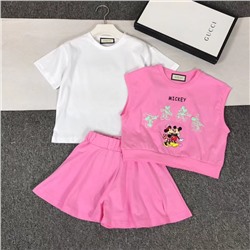 Костюм   на девочку