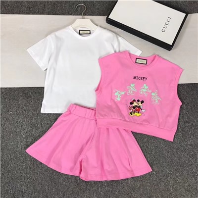 Костюм   на девочку