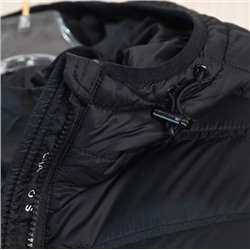 Легкая женская куртка с капюшоном М КОР*С