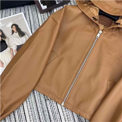 Pra* новая куртка из овечьей кожи с капюшоном, дизайн с тиснением букв, жаккардовая подкладка, высококачественное качество YB1:1, индивидуальный заказ, два цвета