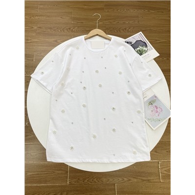 Женская футболка с бусинами МАА*Г