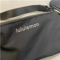 Уобная мини сумка через плечо  Lululemo*n