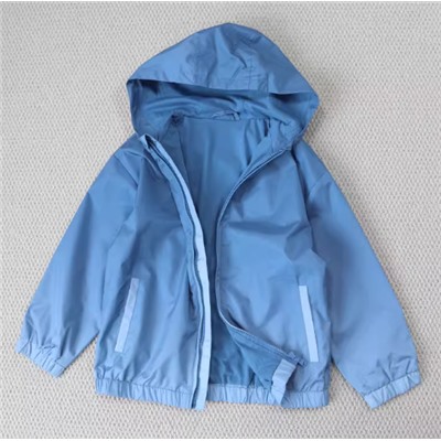Ветровка с капюшоном весна/осень