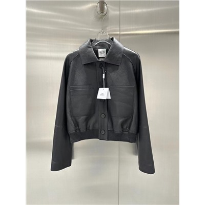 Материал: импортная 100% овчина, итальянская овчина | Все фурнитурные молнии и кнопки изготовлены из ZP с логотипом бренда, а внутренняя подкладка соответствует ZP.  На ощупь мягкий, эластичный и очень удобный. Натуральная кожа имеет естественную текстуру и высококлассный блеск