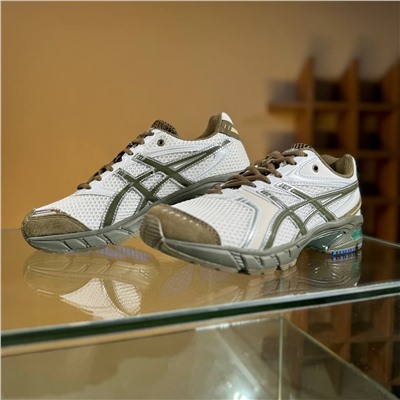 S Asic*s GEL-DS TRAINER 14