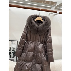 Пуховик  пух перо .мех натуральная лиса .