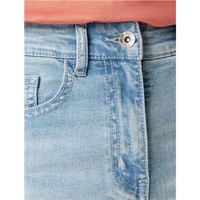 Джинсы трубы с декоративной стиркой из эластичного денима средней плотности