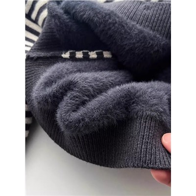 Полосатый кардиган для девочек. Тренд 2026