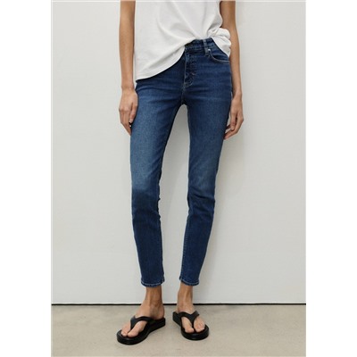 Jeans skinny tiro medio