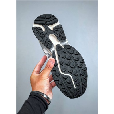 Salomon XT-WHISPERVoid