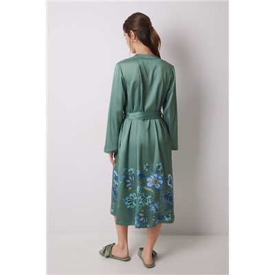 Bata midi satén verde flores