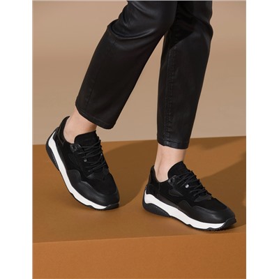 Siyah Sneaker