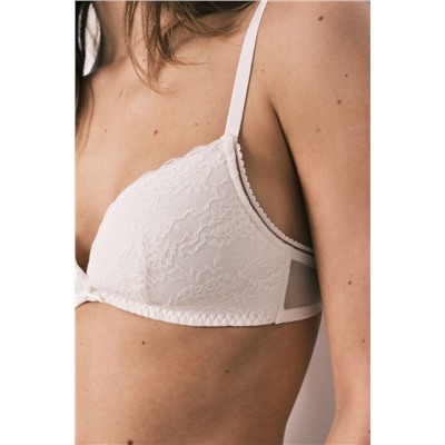 Sujetador triangular relleno encaje blanco CHARMING