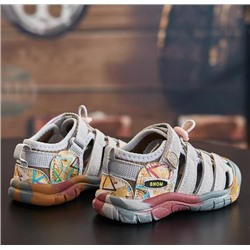 Сандалии для мальчиков с закрытым носком