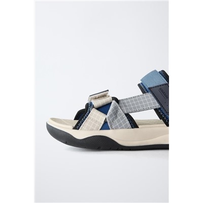 TECHNICAL SANDAL