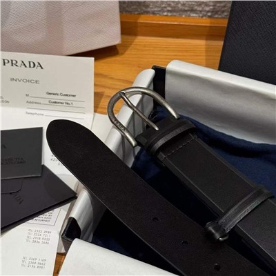 Классический мужской кожаный ремень  PRAD*A