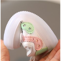 Детские кроссовки со светящейся подошвой