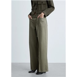 Jeans wideleg detalle cinturón