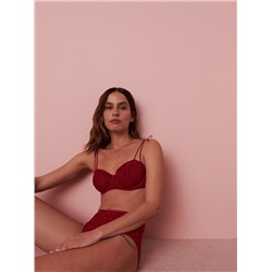 Weicher BH mit Punkten