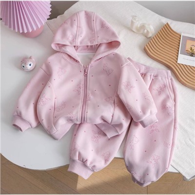 Милейший костюм для девочек