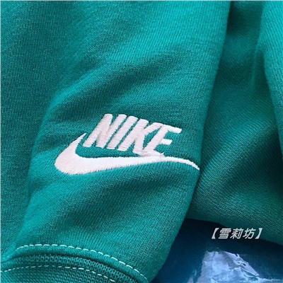 Женский оверсайз свитшот в красивом изумрудном цвете  Nik*e