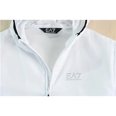 Лёгкая мужская куртка ветровка Арман*и