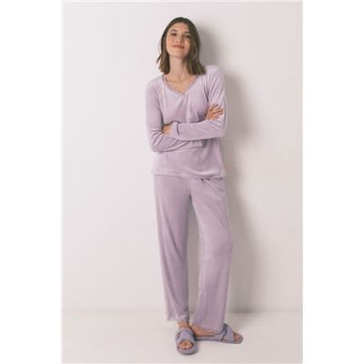 Pijama largo terciopelo lila