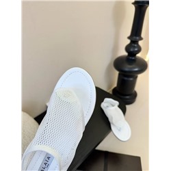 Трендовые сетчатые босоножки