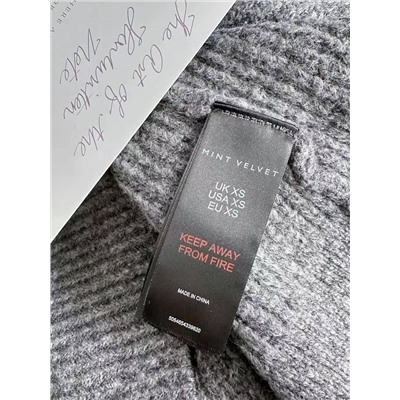 Женское вязаное платье  Min*t Velve*t