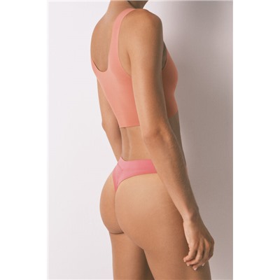 Tanga fruncido espalda rosa