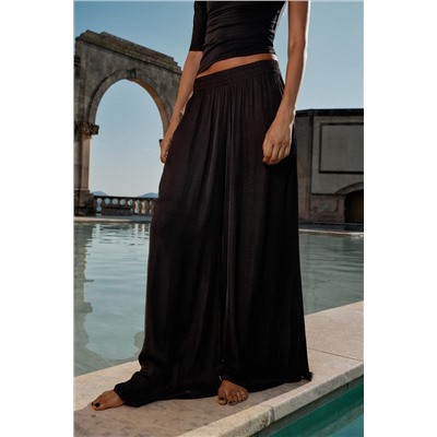 WIDE FLOWING TROUSERS