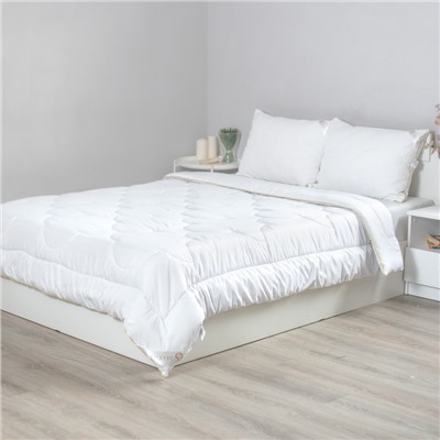 Одеяло всесезонное 'Gold Line' 140х205 см, Овечья шерсть