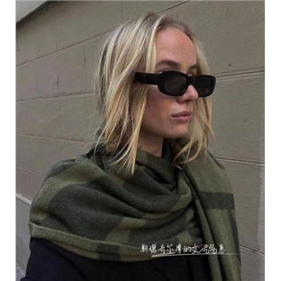 Большой объемный шарф-палантин  Totem*e