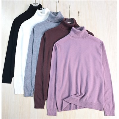 Трикотажный свитер