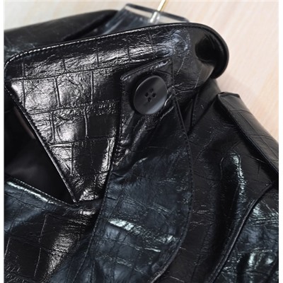 Женская куртка с черепаховым узором из искусственной кожи