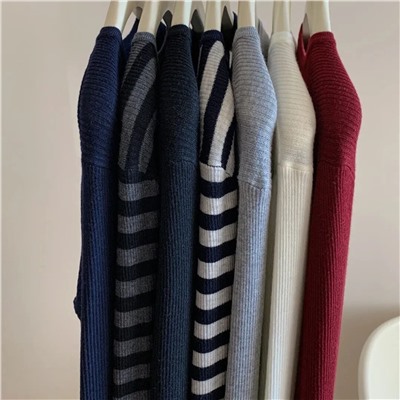 Лонг в рубчик с V вырезом