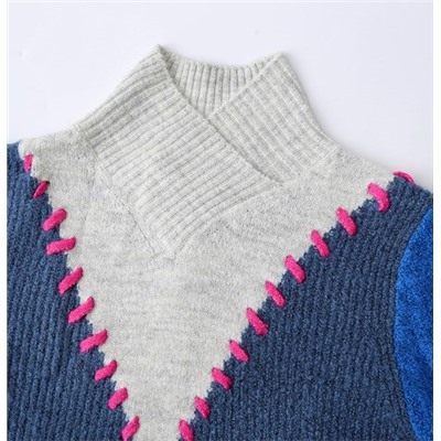 Женский трикотажный свитер