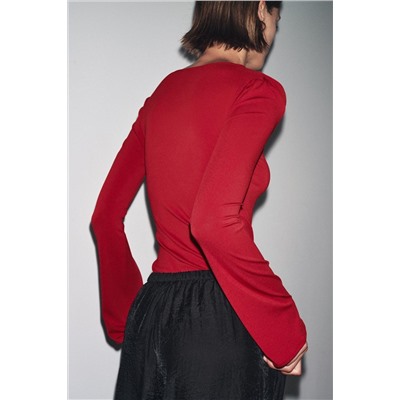 LONG SLEEVE GATHERED T-SHIRT