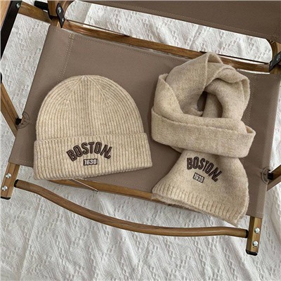 Шапка и шарф