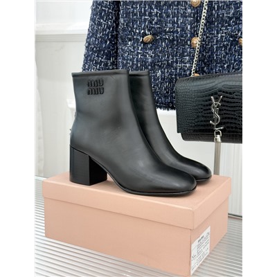 Ботинки  натуральная  кожа.  люкс