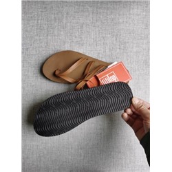 Экспортные женские тапочки от британского бренда, нескользящие, легкие